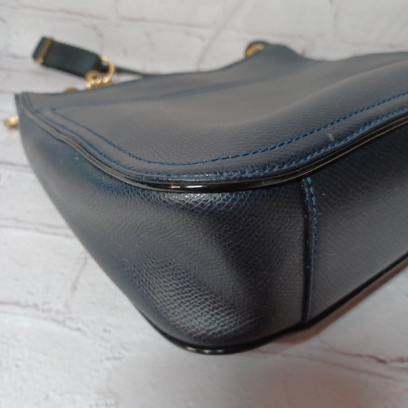 Eric Javits Genuine Leather Bag - Picture 10 of 14